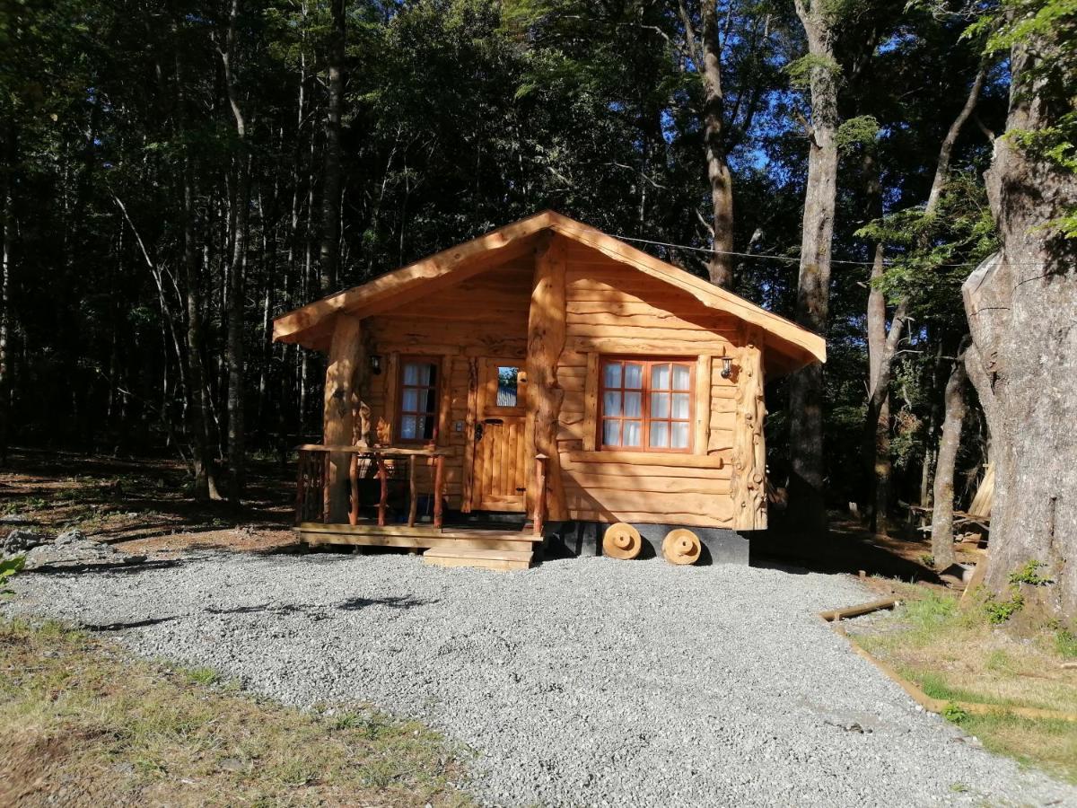 Cabanas Los Canelos Hermosa Granja En Pucon Exterior photo