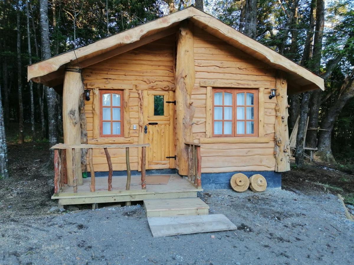 Cabanas Los Canelos Hermosa Granja En Pucon Exterior photo