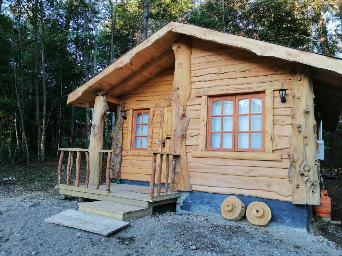 Cabanas Los Canelos Hermosa Granja En Pucon Exterior photo