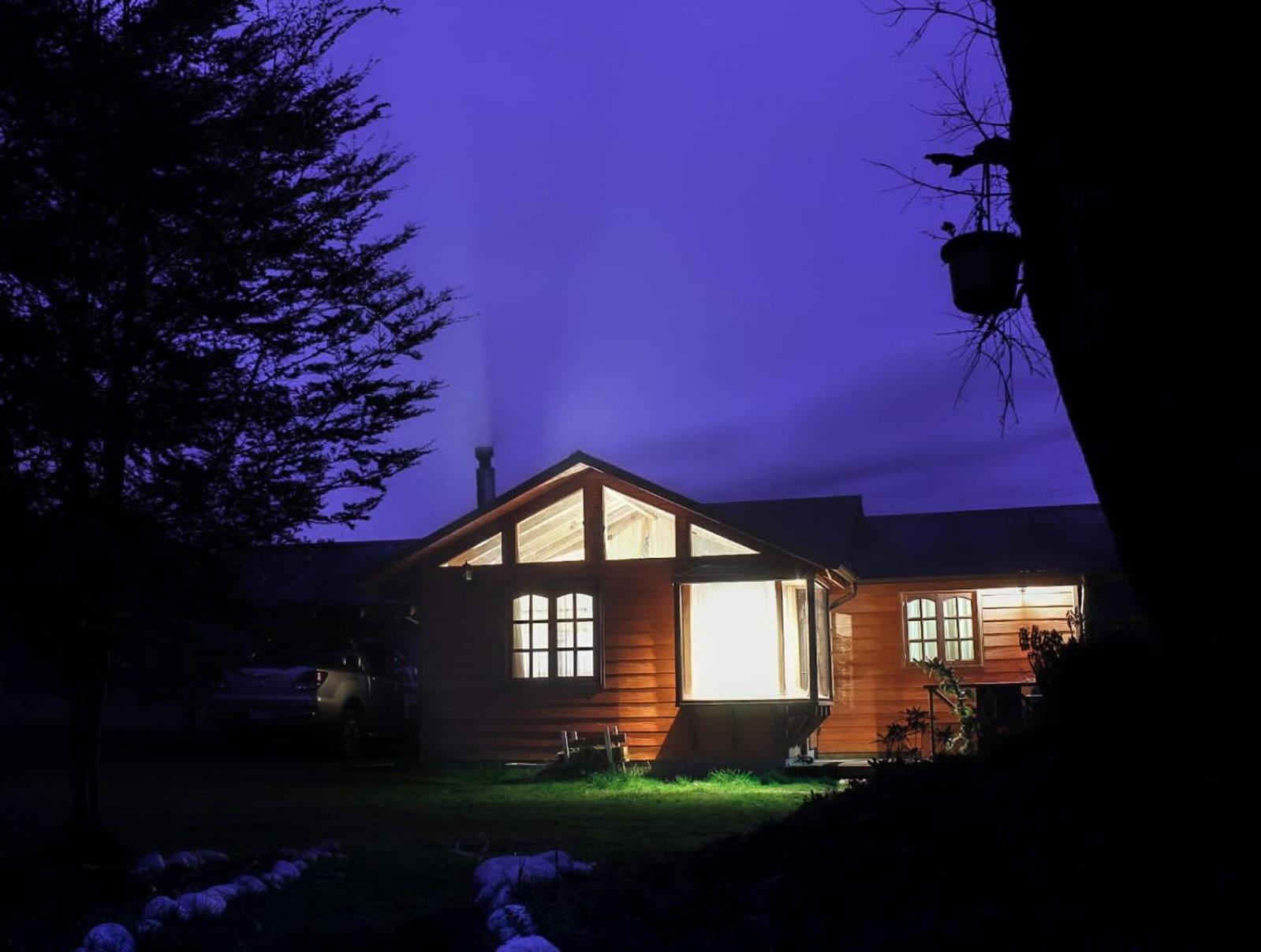 Cabanas Los Canelos Hermosa Granja En Pucon Exterior photo